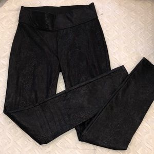 Python/snake texture black leather leggings